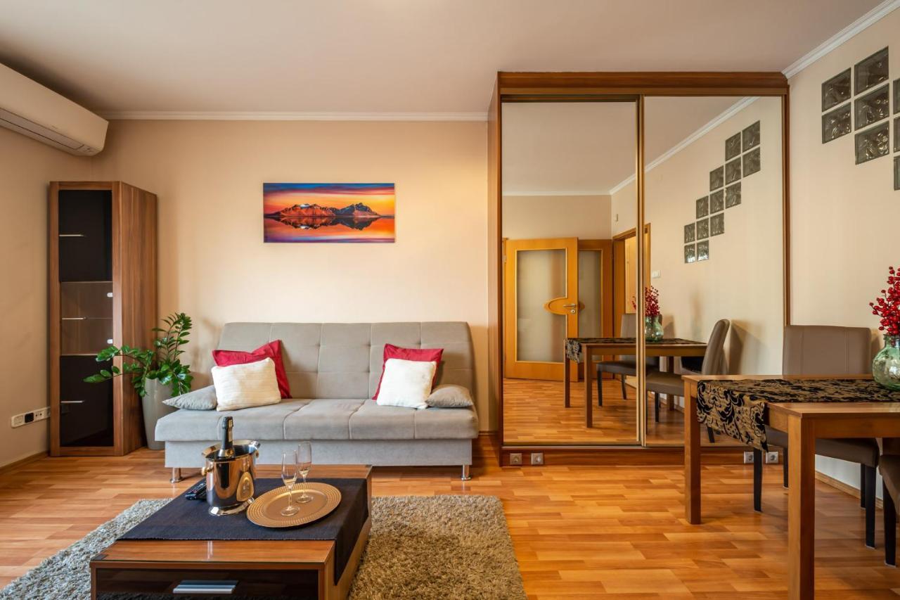 Santos 1214 Apartment Budapest Eksteriør billede